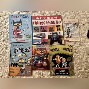 Kids book in great condition plus brand new mincraft
